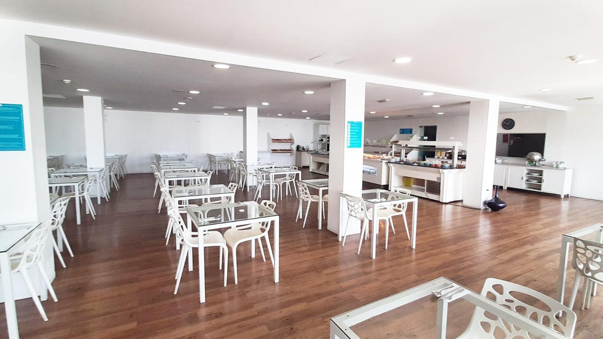 Hotel Plaza Palmeras 4*